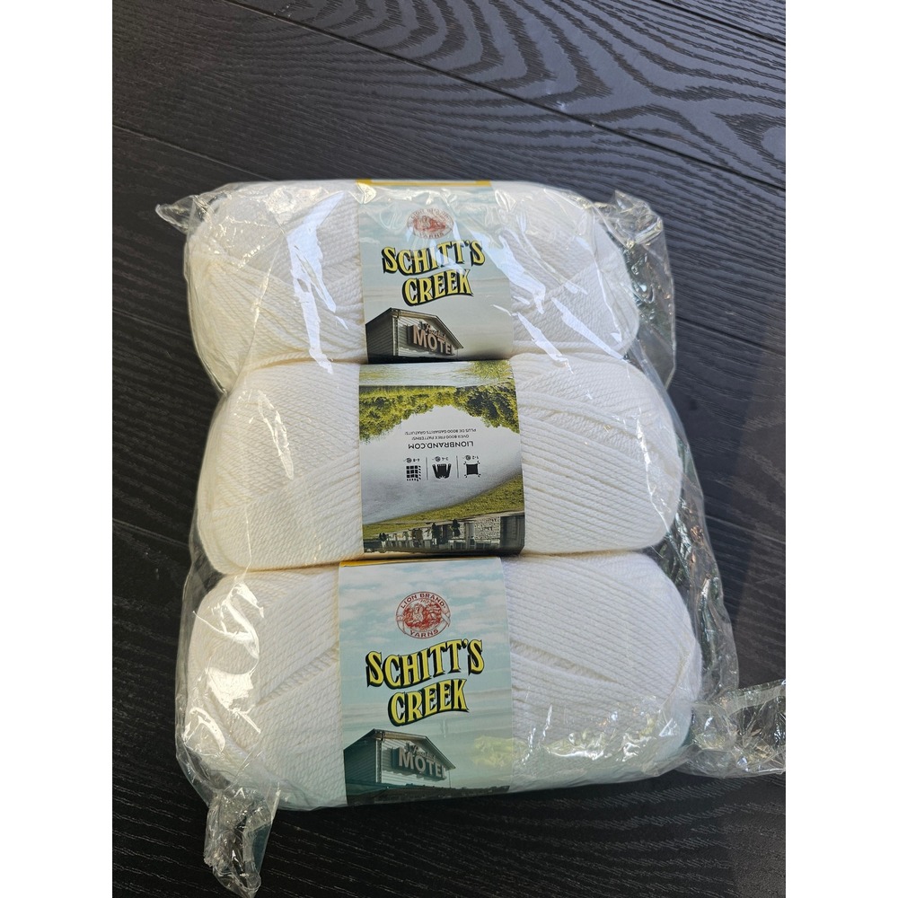 Lion Brand Schitt's Creek Yarn Hide Your Diamonds White 3 Skeins Lot 3030 100AU